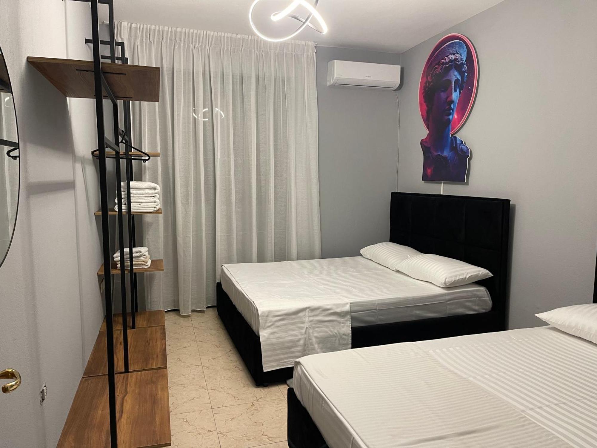 Super House 2 Blloku - 3 Rooms Tirana Exterior foto