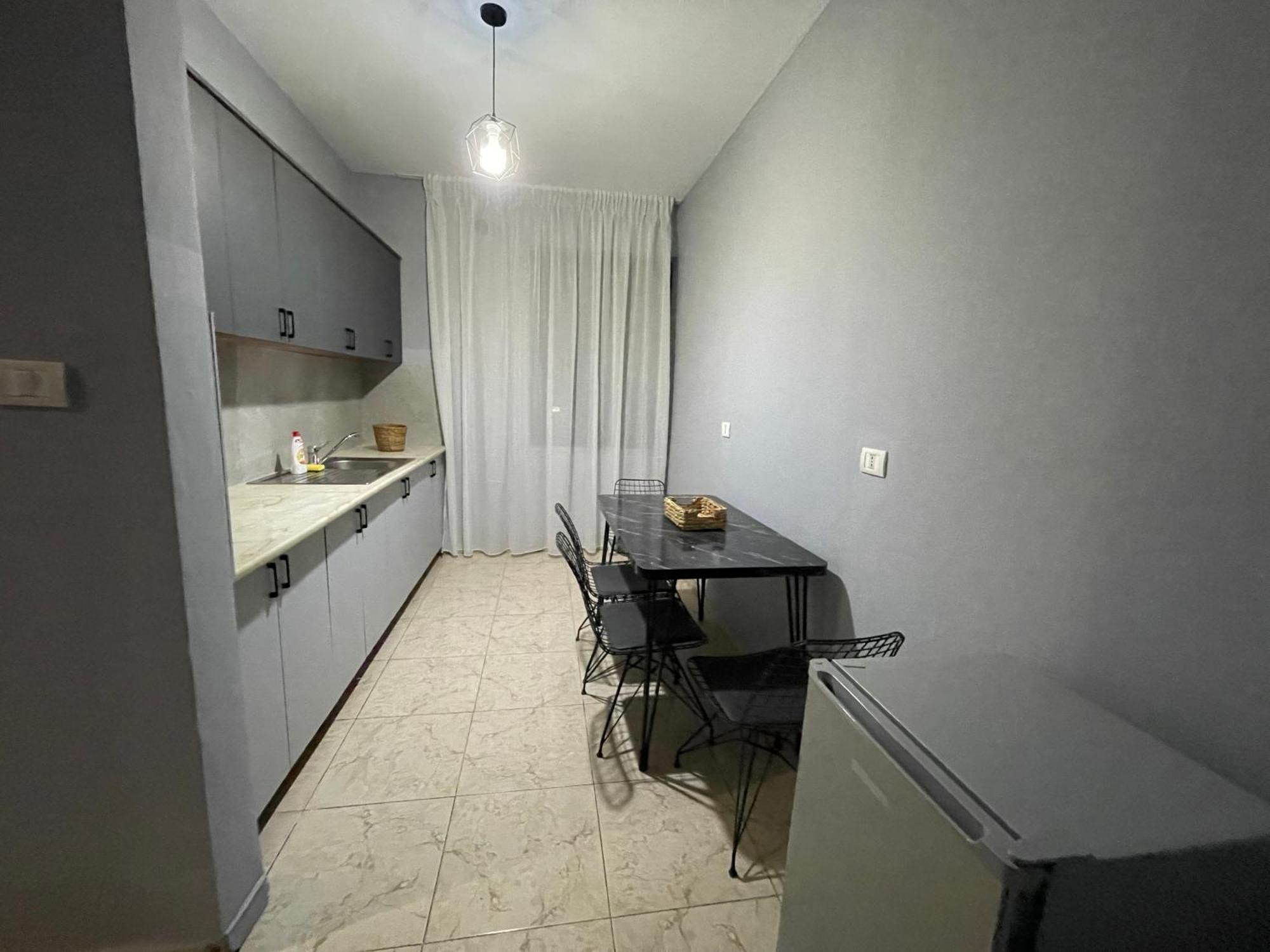 Super House 2 Blloku - 3 Rooms Tirana Exterior foto